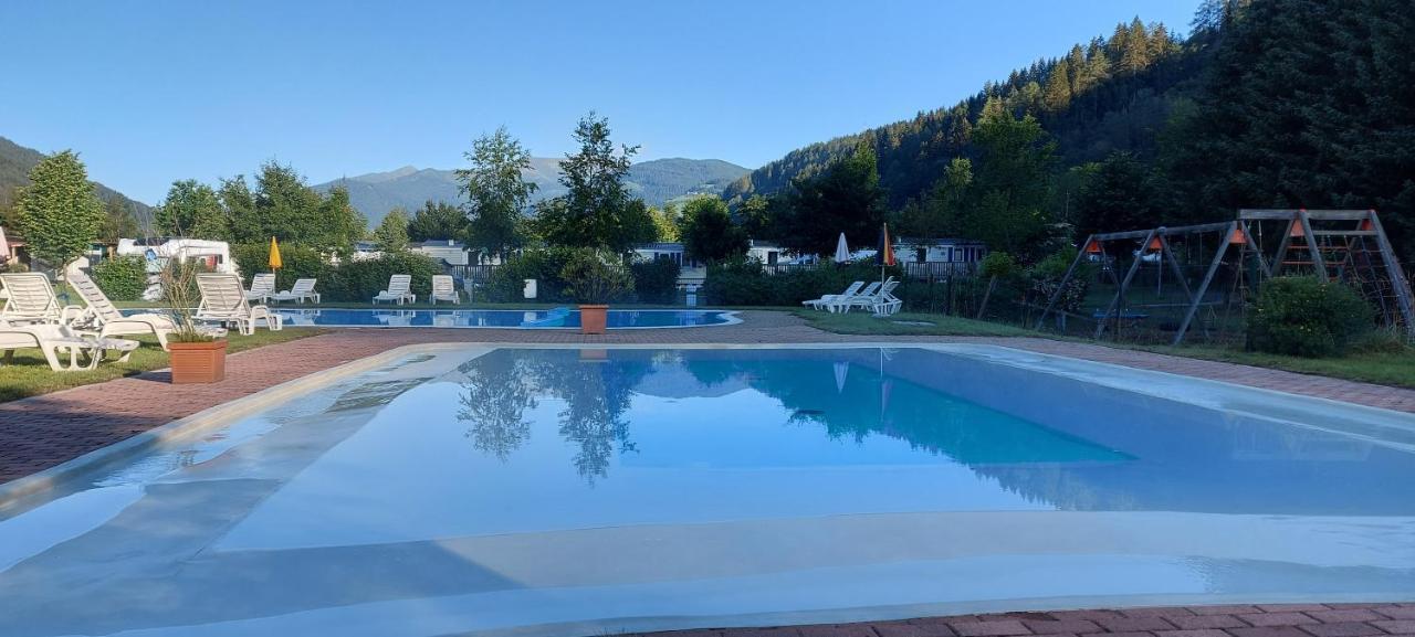 Camping Bella Austria Sankt Peter am Kammersberg Dış mekan fotoğraf
