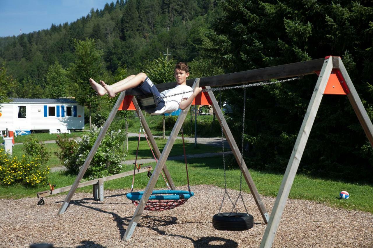 Camping Bella Austria Sankt Peter am Kammersberg Dış mekan fotoğraf