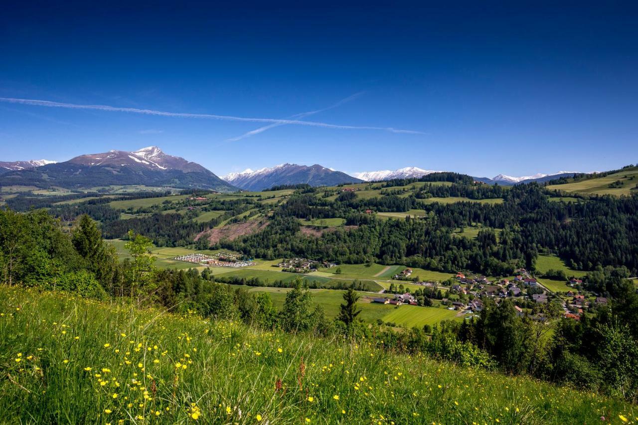 Camping Bella Austria Sankt Peter am Kammersberg Dış mekan fotoğraf